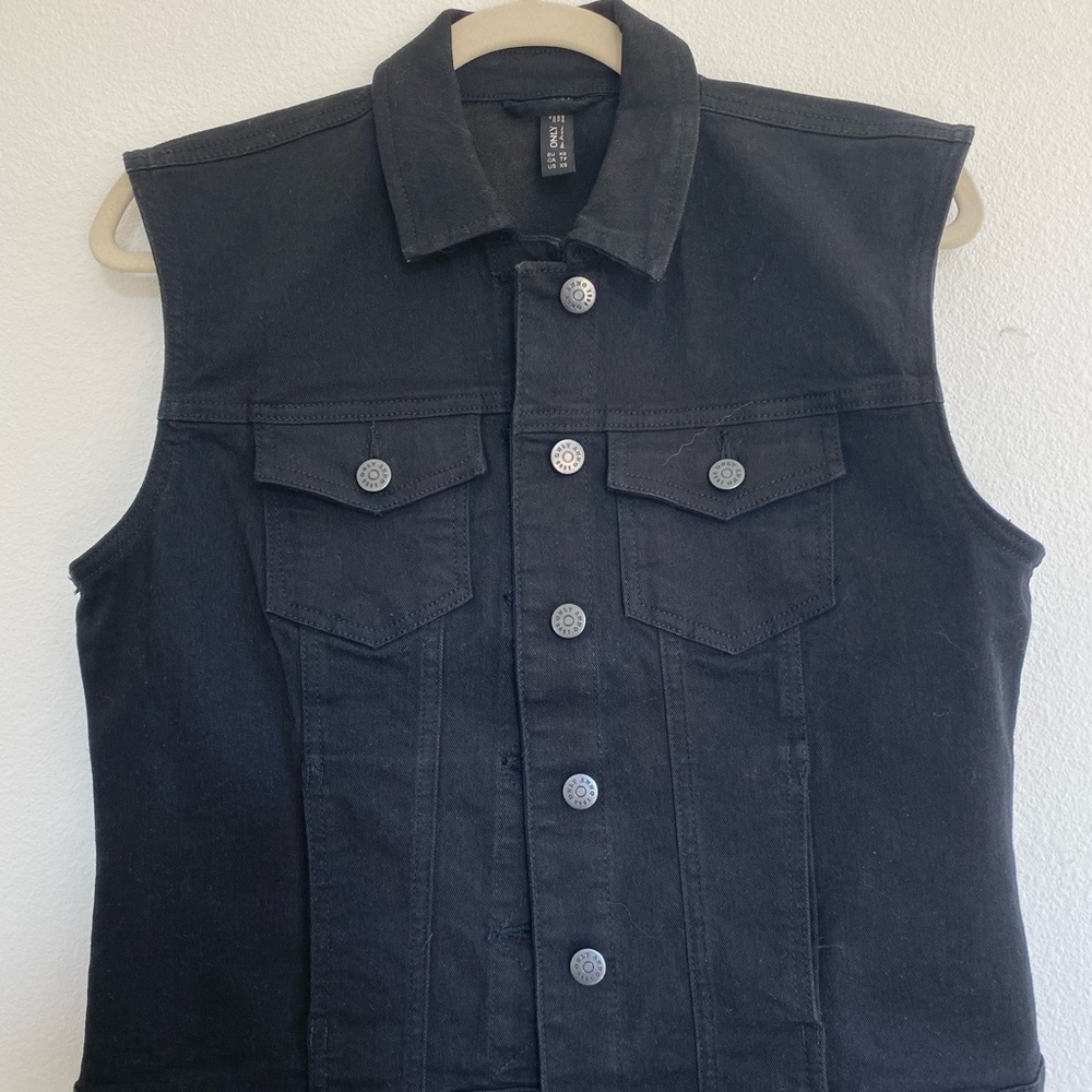 Only Black Denim Vest in size XS (never worn)